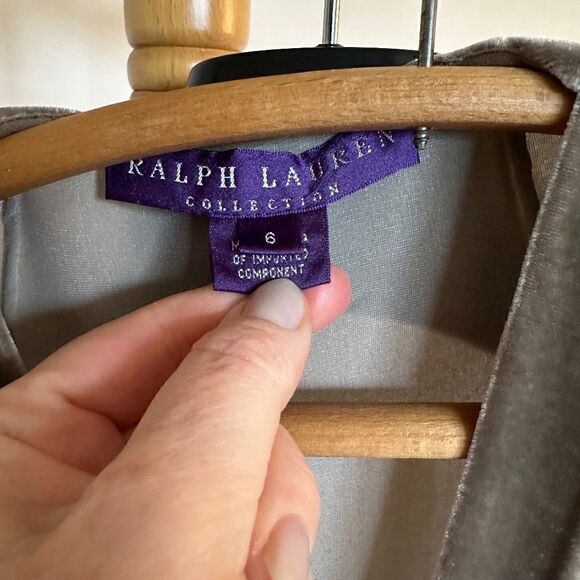 RALPH LAUREN COLLECTION Taupe Velvet LS v-neck Blouse with crystal detail- 6 - Picture 4 of 9
